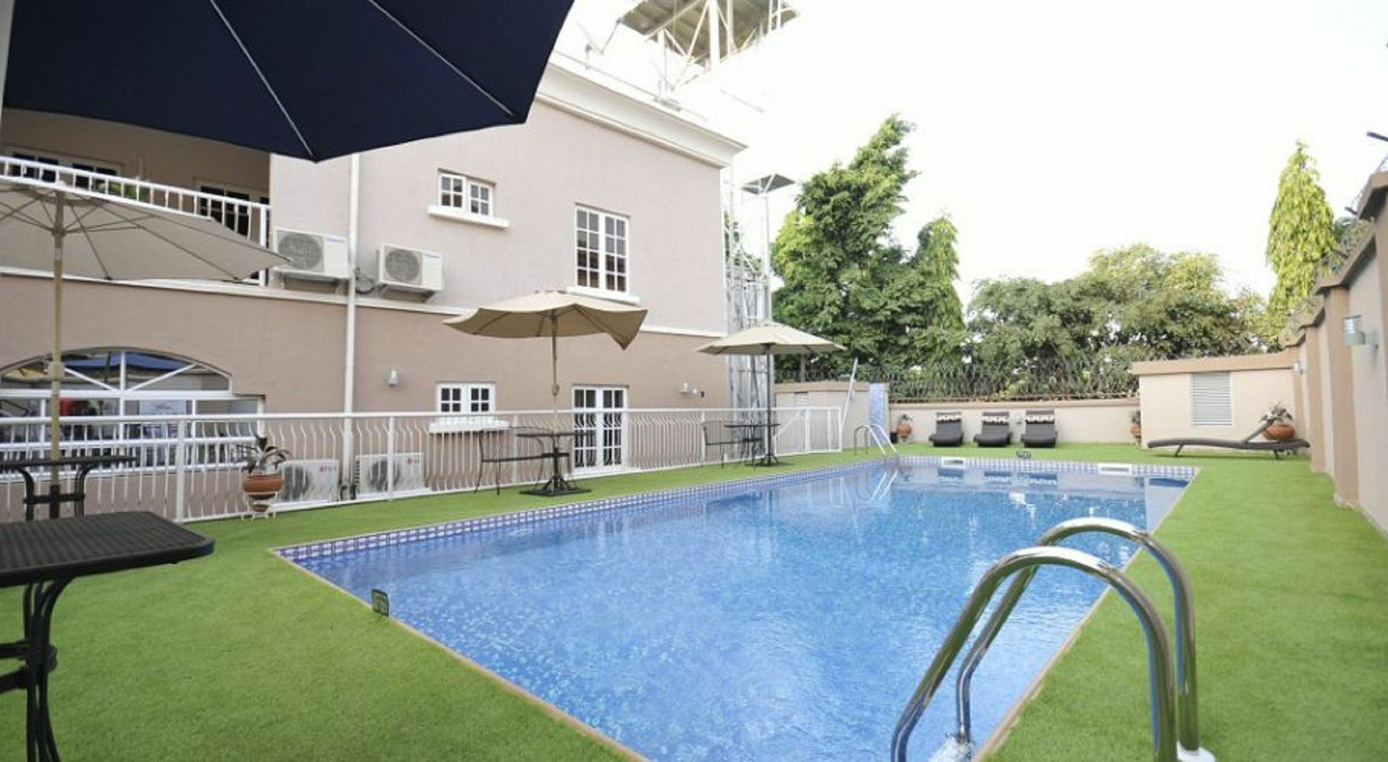 Sheer Luxury Apartments And Suites Abuja Exteriér fotografie